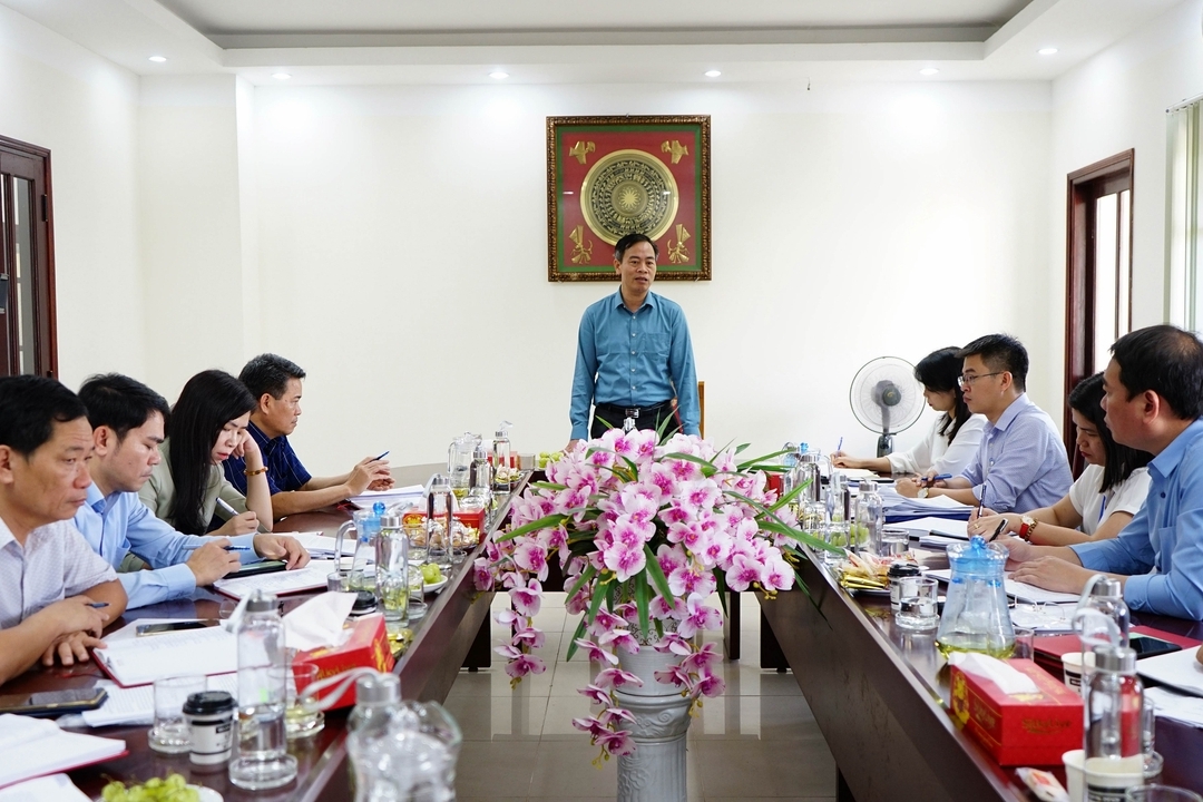 Thường trực HĐND tỉnh làm việc với Sở Tài chính