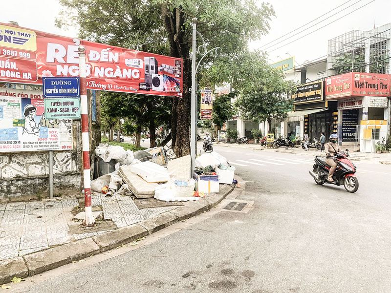 Cần đặt những điểm trung chuyển thu gom rác hợp lý
