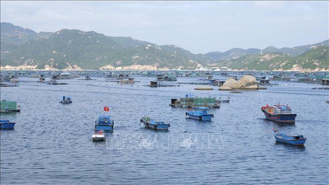 Vẻ đẹp hoang sơ của đảo Bình Ba - Khánh Hòa