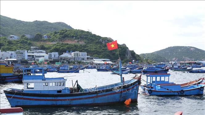 Vẻ đẹp hoang sơ của đảo Bình Ba - Khánh Hòa