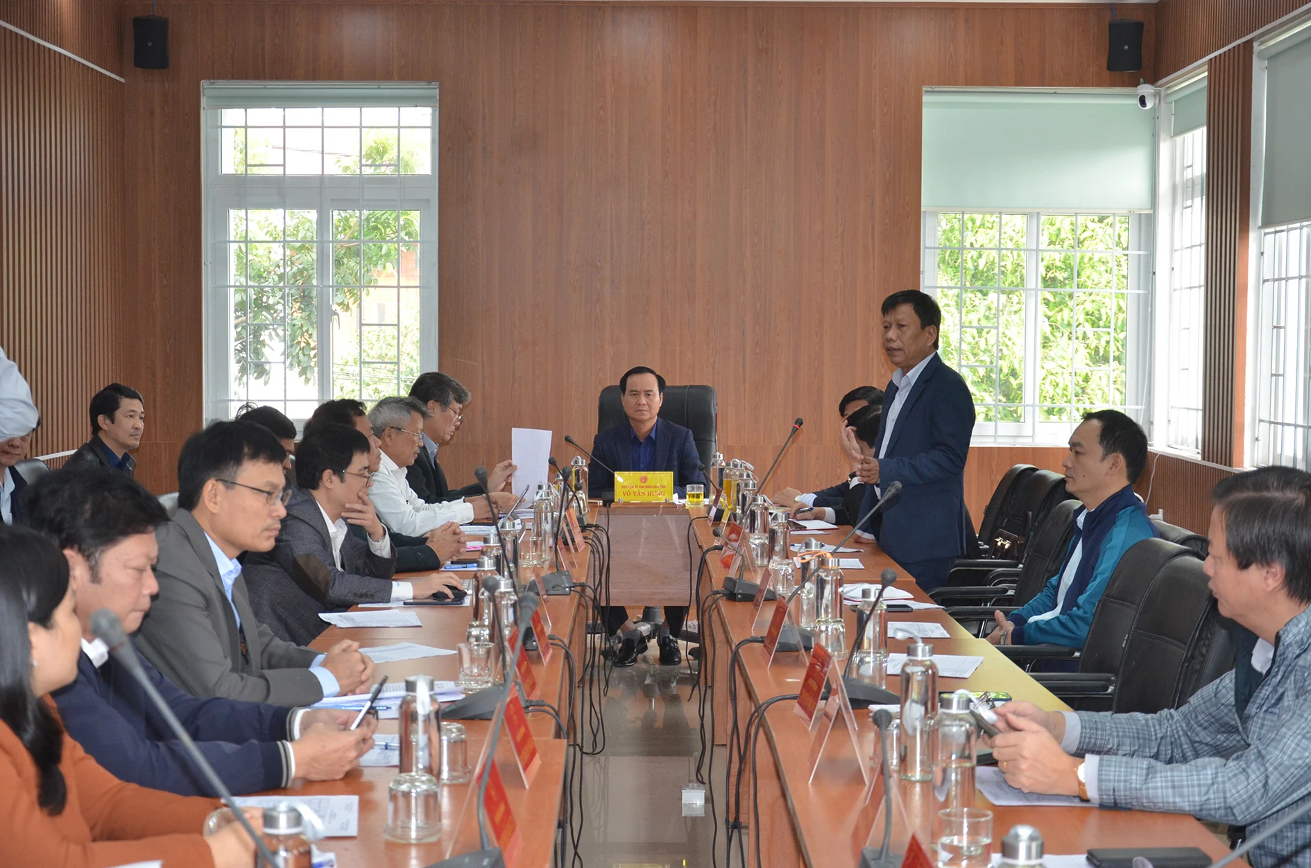 Chủ tịch UBND tỉnh Võ Văn Hưng: Cử cán bộ về tận cơ sở nắm bắt tình hình để giải quyết kiến nghị của công dân thấu tình đạt lý
