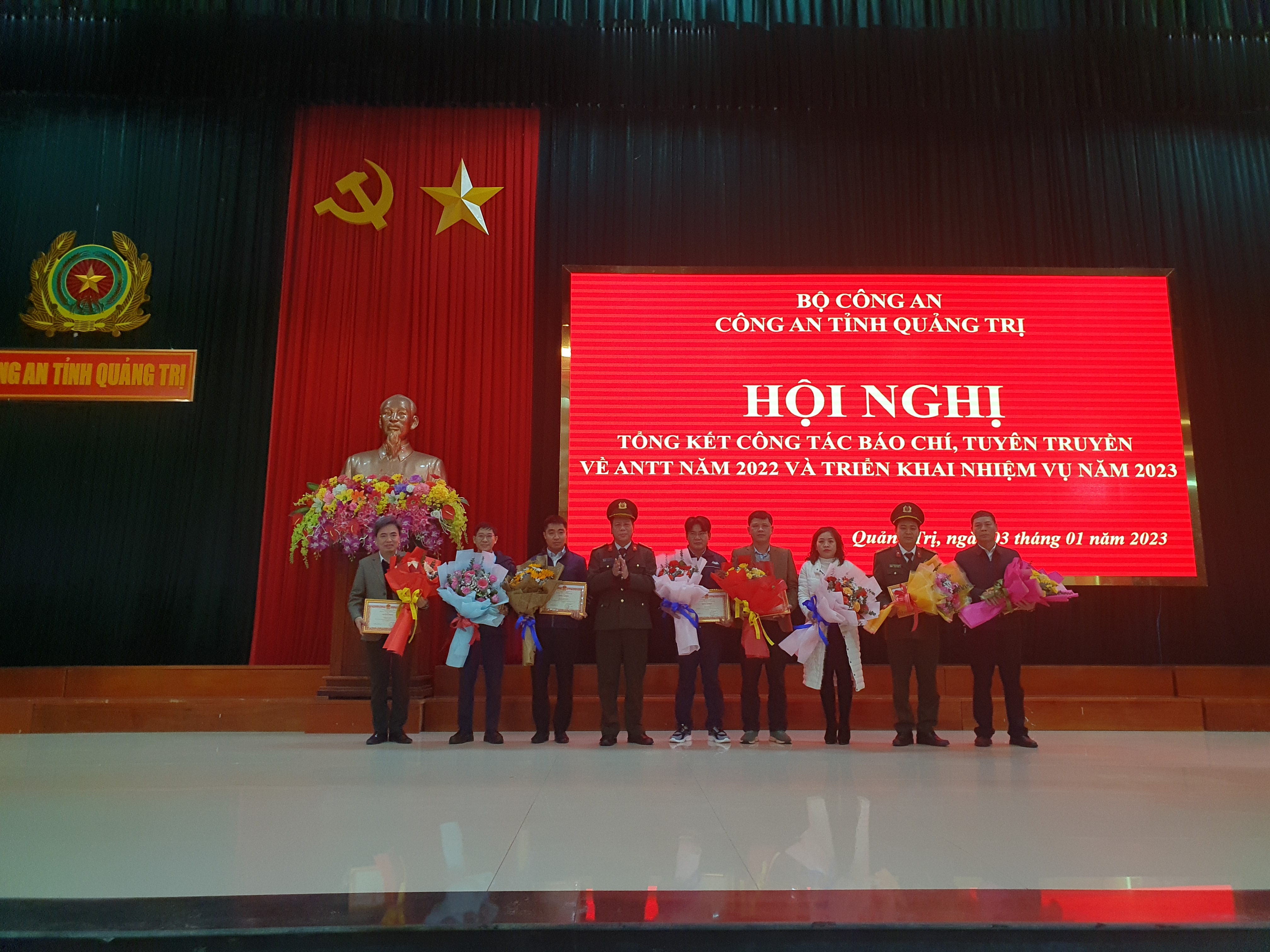 Chú trọng đổi mới nội dung, hình thức tuyên truyền về an ninh trật tự