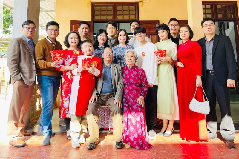 Tết quê trăm nhớ ngàn thương