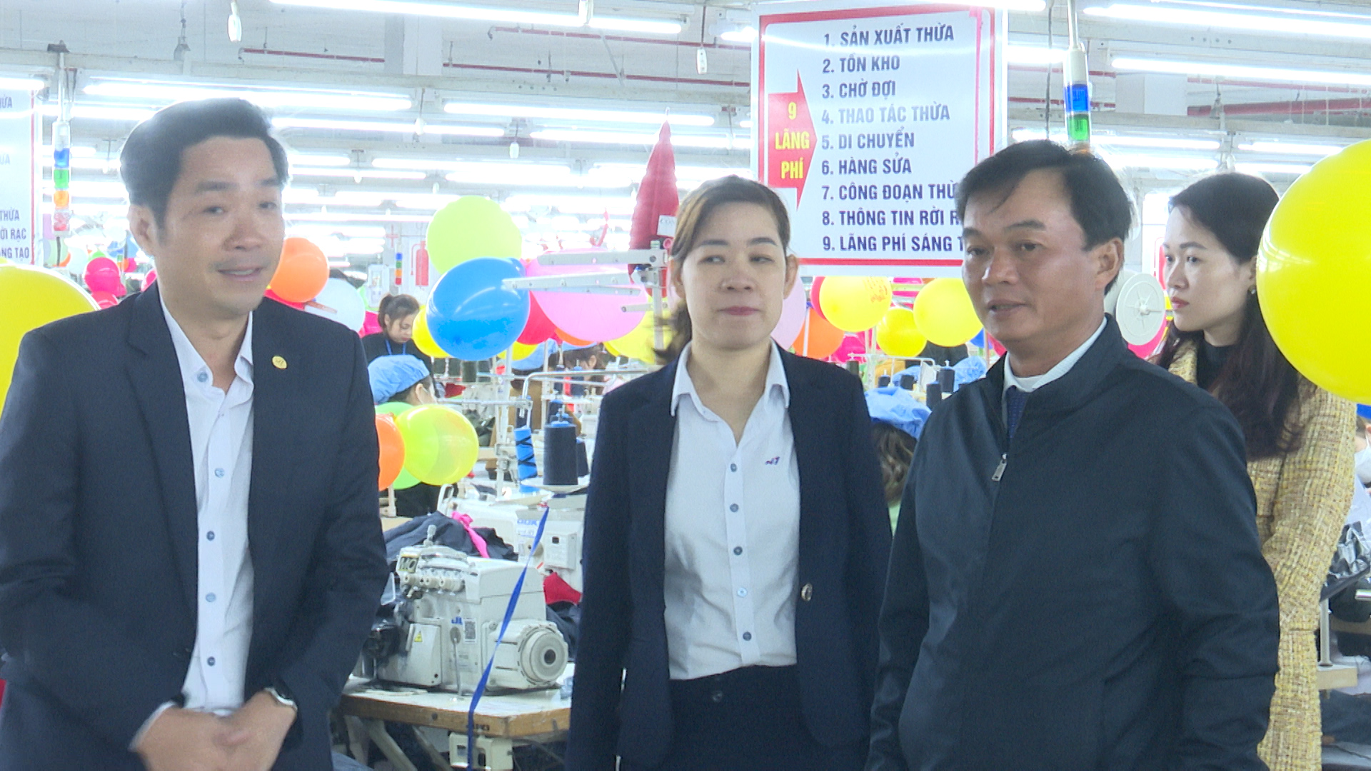 Các doanh nghiệp ra quân sản xuất đầu năm, tuyển dụng thêm nhiều lao động