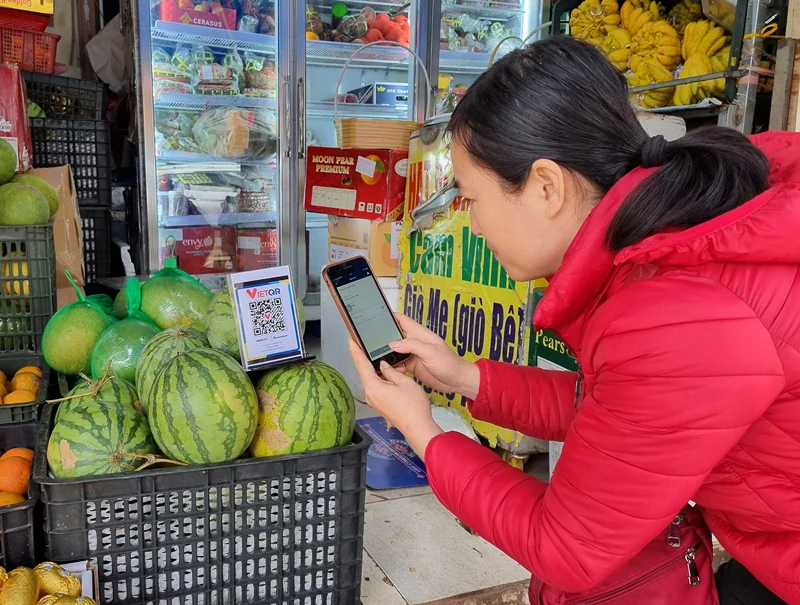 Đi chợ không dùng tiền mặt