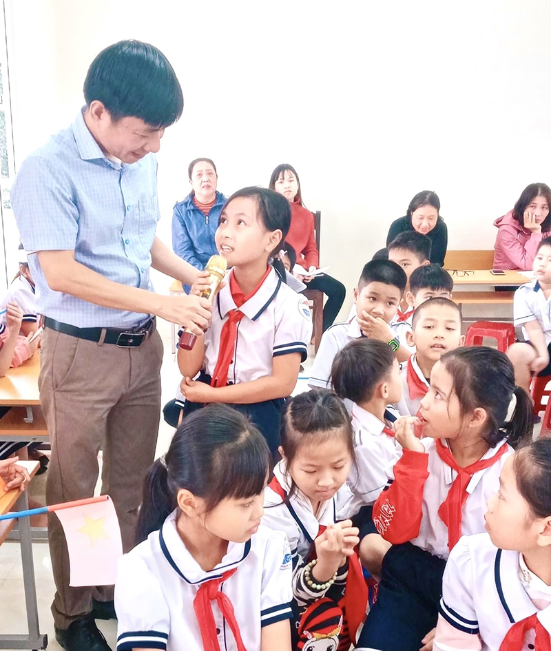 Tăng cường giáo dục giới tính cho trẻ vị thành niên