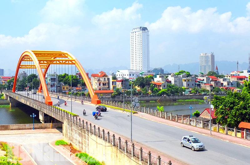 Tìm đồng đội, người bạn học năm xưa