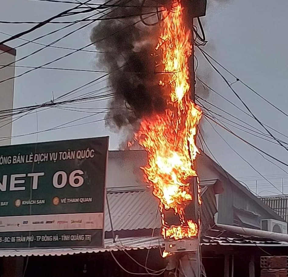 Đông Hà: Kịp thời dập tắt vụ cháy trụ điện ở Phường 1