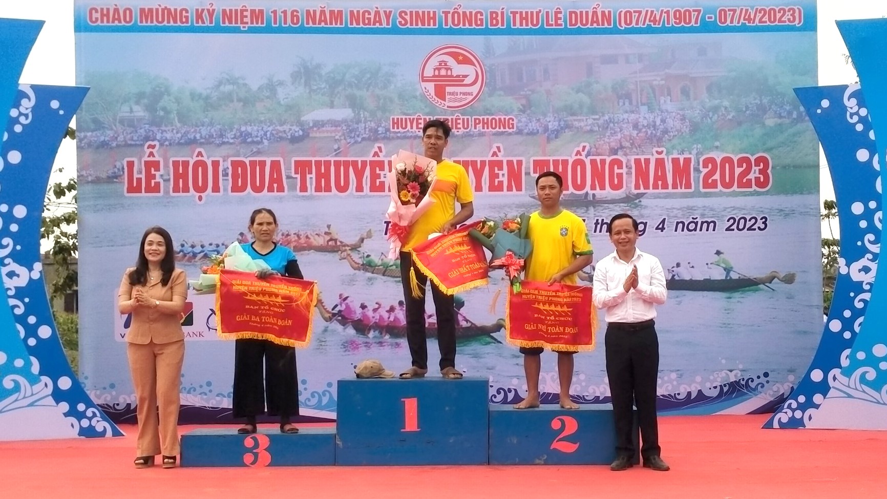 Lễ hội Đua thuyền truyền thống huyện Triệu Phong năm 2023