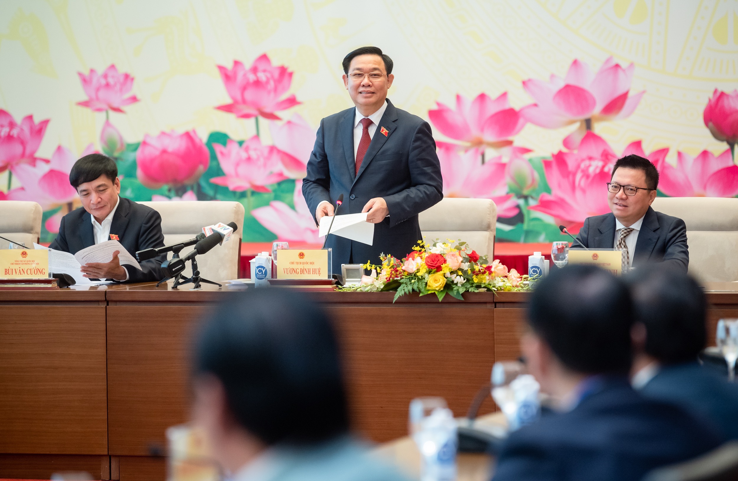 Chương trình “20 năm - Hành trình ghi lại những dấu chân: Nữ nhà báo đồng hành cùng doanh nghiệp”