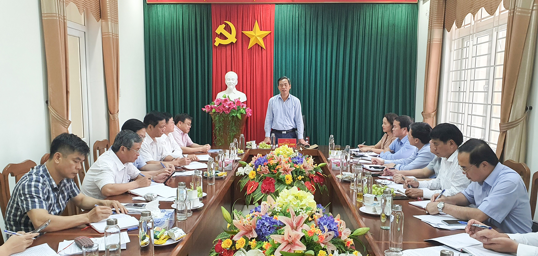 Thường trực Tỉnh ủy làm việc với Ban Thường vụ Đảng ủy Khối cơ quan và Doanh nghiệp tỉnh