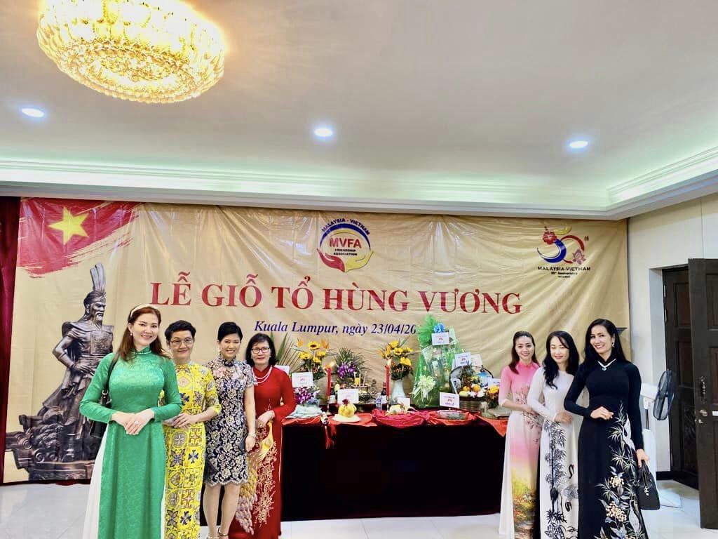Kiều bào ở nhiều nơi trên thế giới tổ chức Giỗ Tổ Hùng Vương