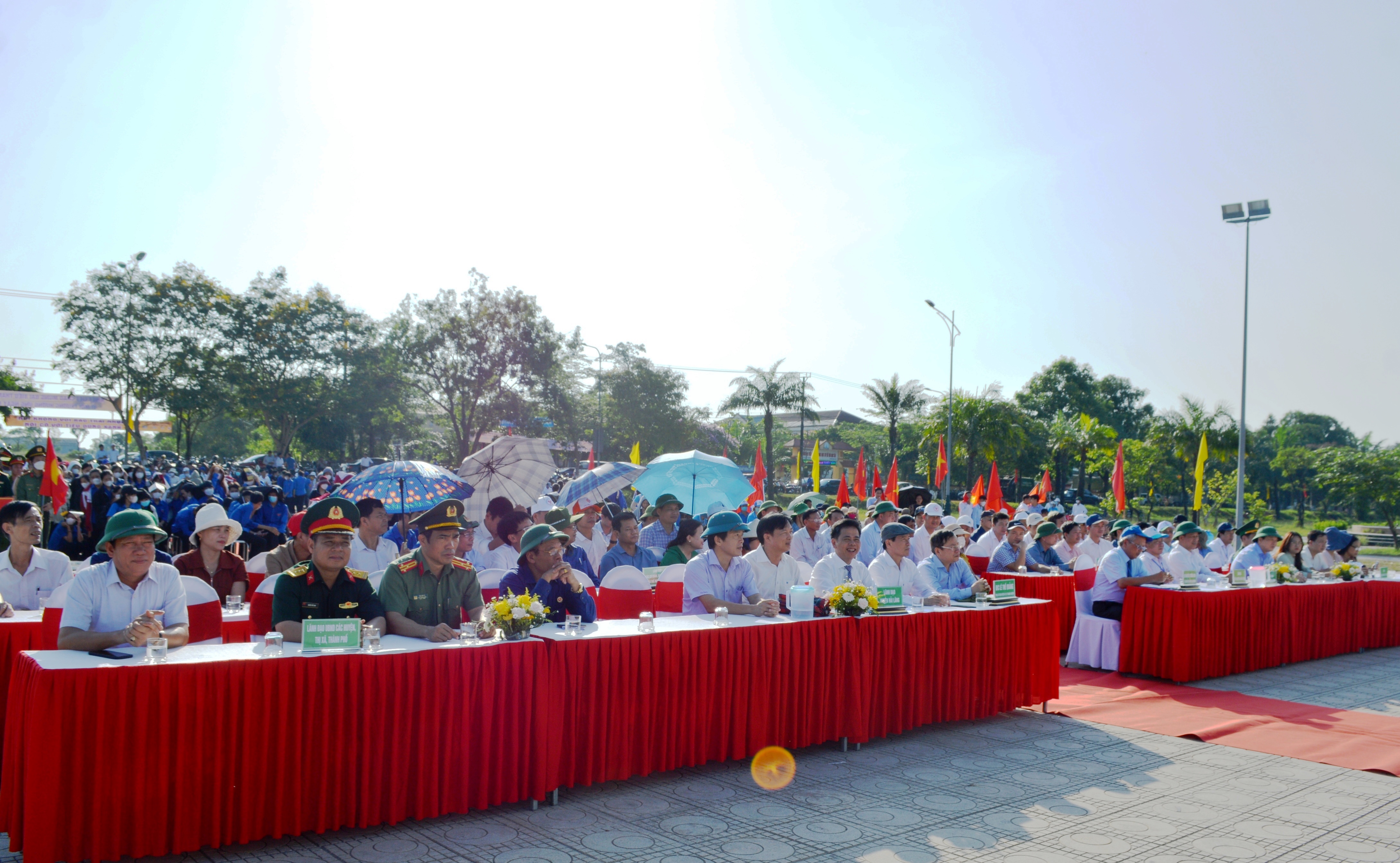 Mít tinh hưởng ứng Ngày Môi trường thế giới và Phát động xây dựng mô hình bảo vệ môi trường trong xây dựng nông thôn mới 