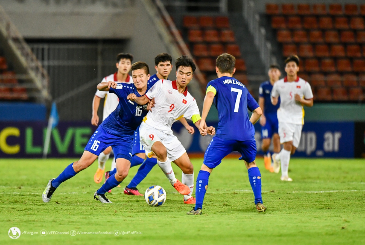 “Đây là trận đấu hay nhất của U17 Việt Nam từ đầu giải”