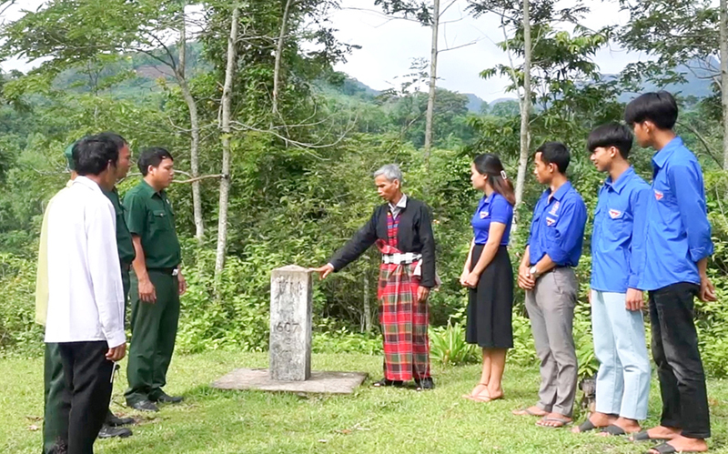 Luôn là “điểm tựa” trong đồng bào dân tộc thiểu số ở Hướng Hóa