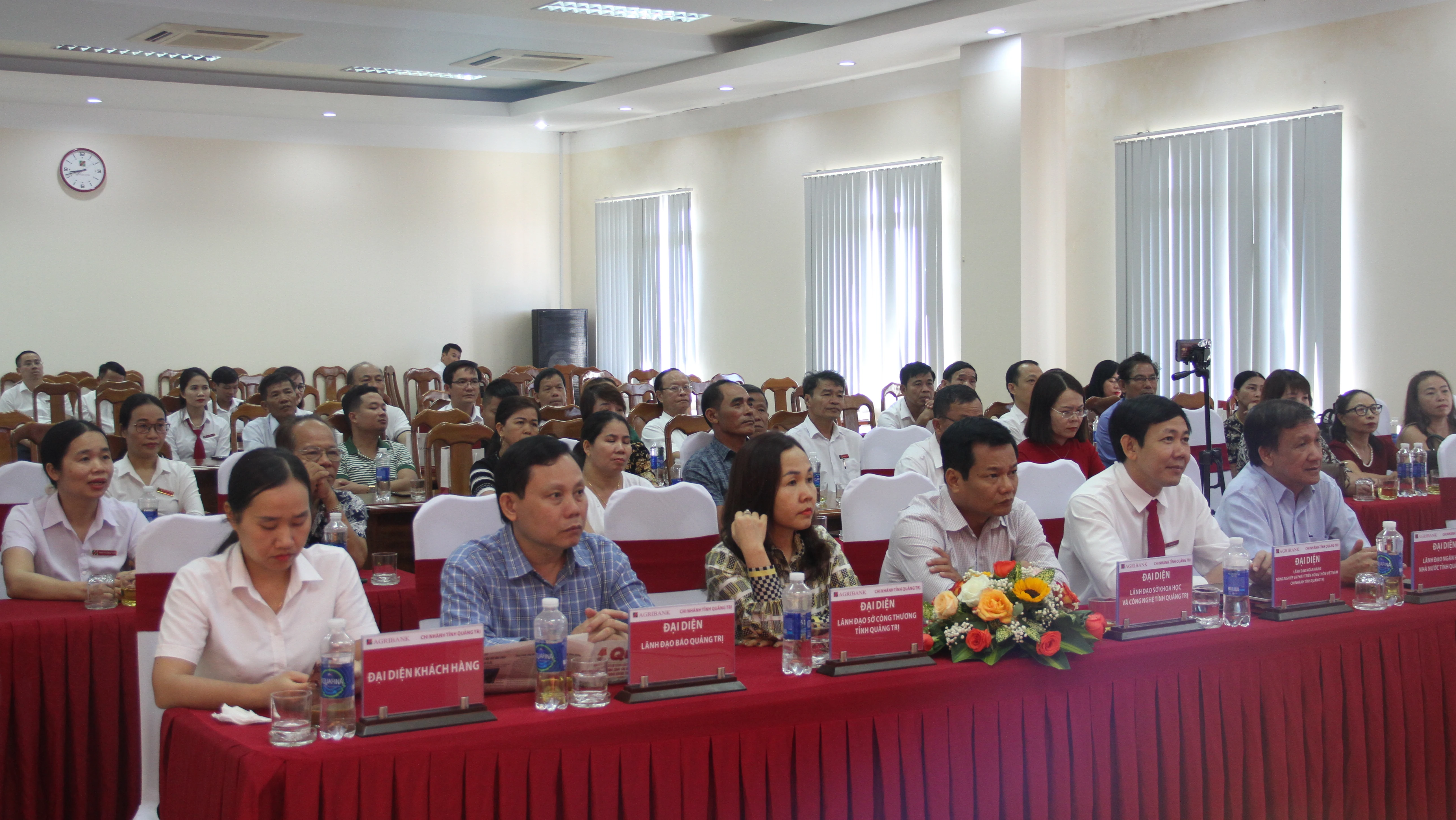 Agribank Quảng Trị: Tổ chức Chương trình Xổ số điện toán Tiết kiệm dự thưởng “Tri ân khách hàng-Ngập tràn quà tặng”