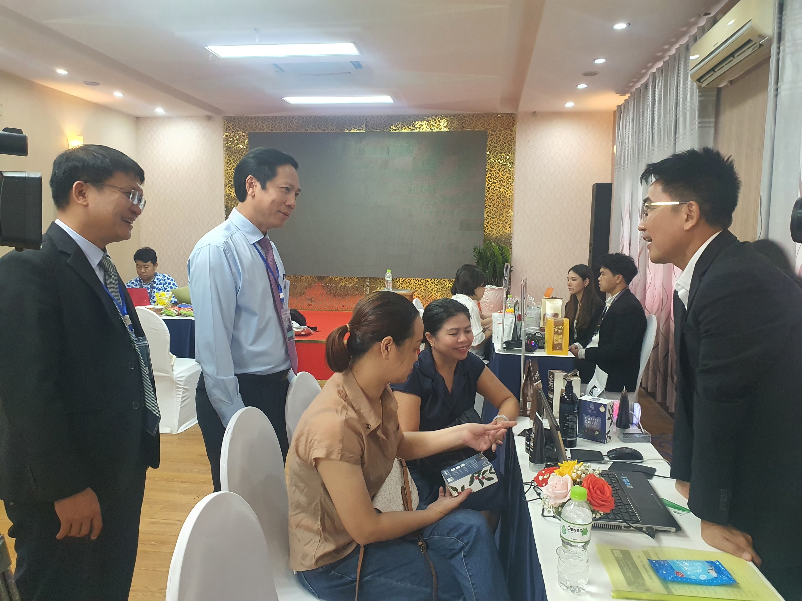 Gặp gỡ Thái Lan - Mở ra cơ hội hợp tác giữa hai nước trên các lĩnh vực