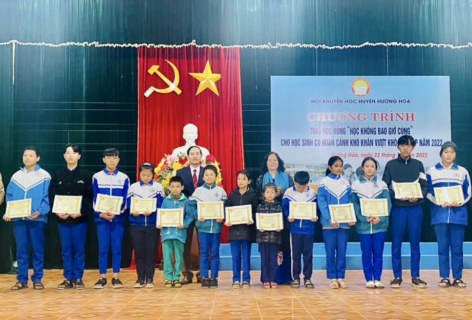 Tiếp tục đẩy mạnh xây dựng các mô hình học tập