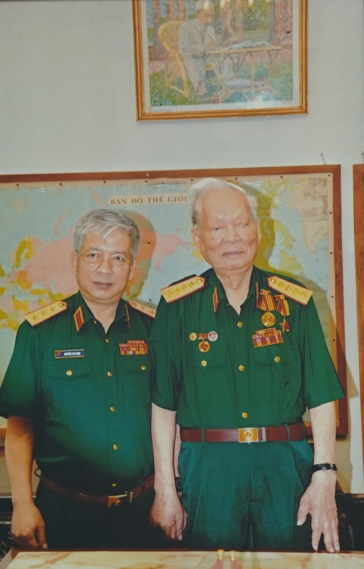 Hình ảnh cuộc đời và sự nghiệp của Thượng tướng Nguyễn Chí Vịnh