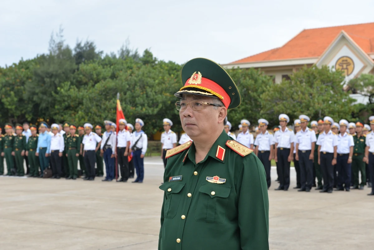Hình ảnh cuộc đời và sự nghiệp của Thượng tướng Nguyễn Chí Vịnh