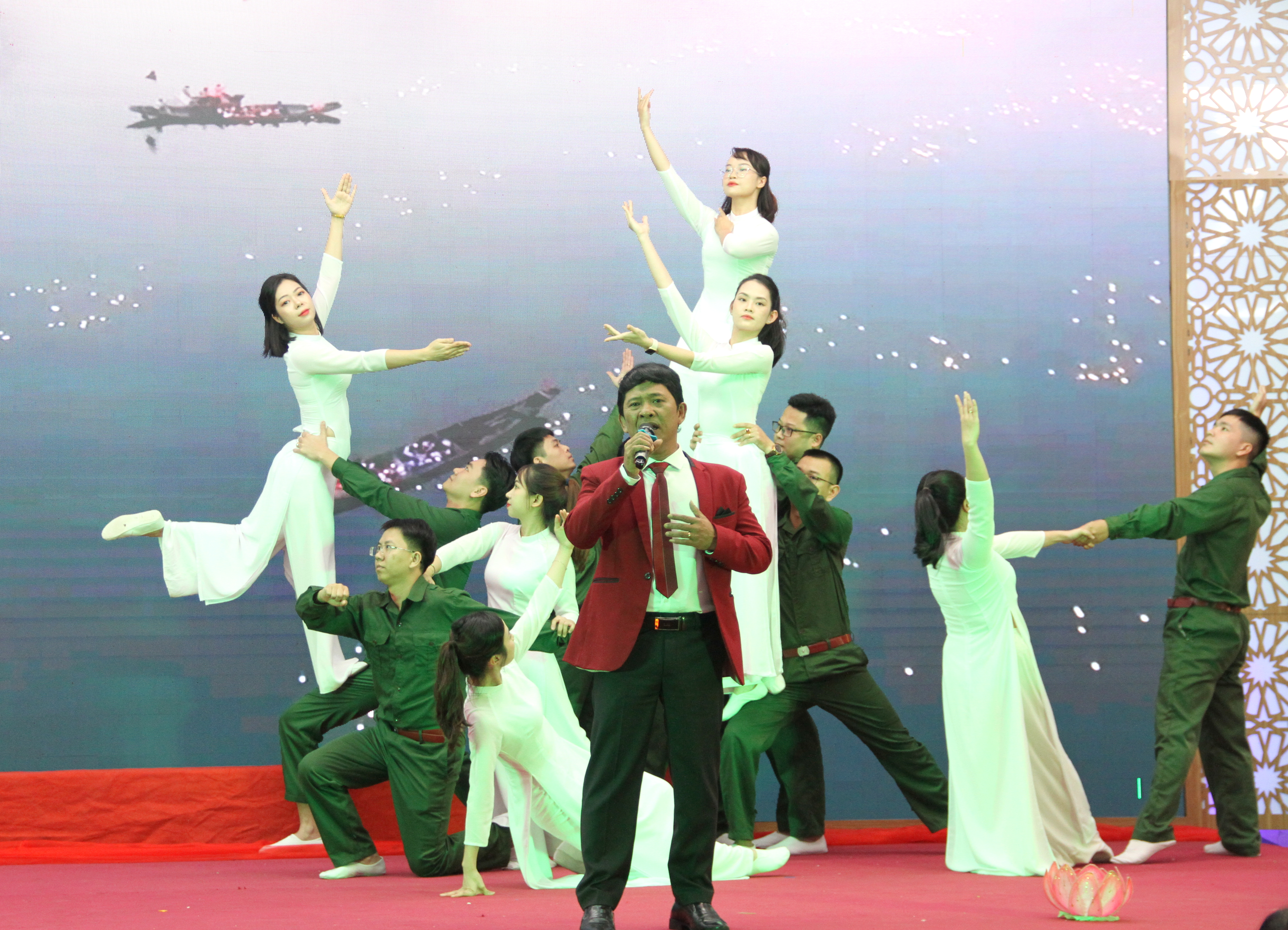Liên hoan Nghệ thuật quần chúng Khối các cơ quan trung ương trên địa bàn tỉnh Quảng Trị