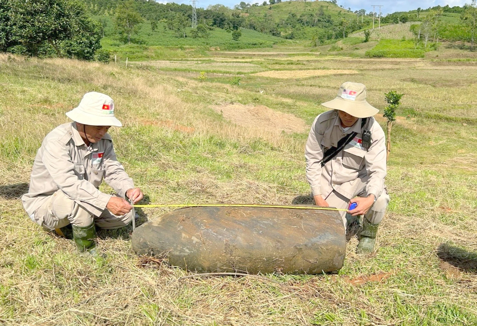 Phát hiện quả bom nặng 340 kg tại xã Tân Lập