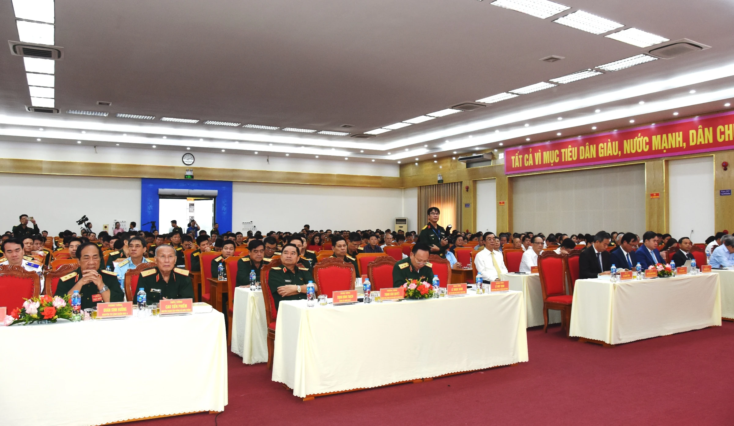 Hội thảo khoa học “Đại tướng Đoàn Khuê - Người cộng sản kiên trung, nhà lãnh đạo, chỉ huy xuất sắc của QĐND Việt Nam, người con ưu tú của quê hương Quảng Trị”