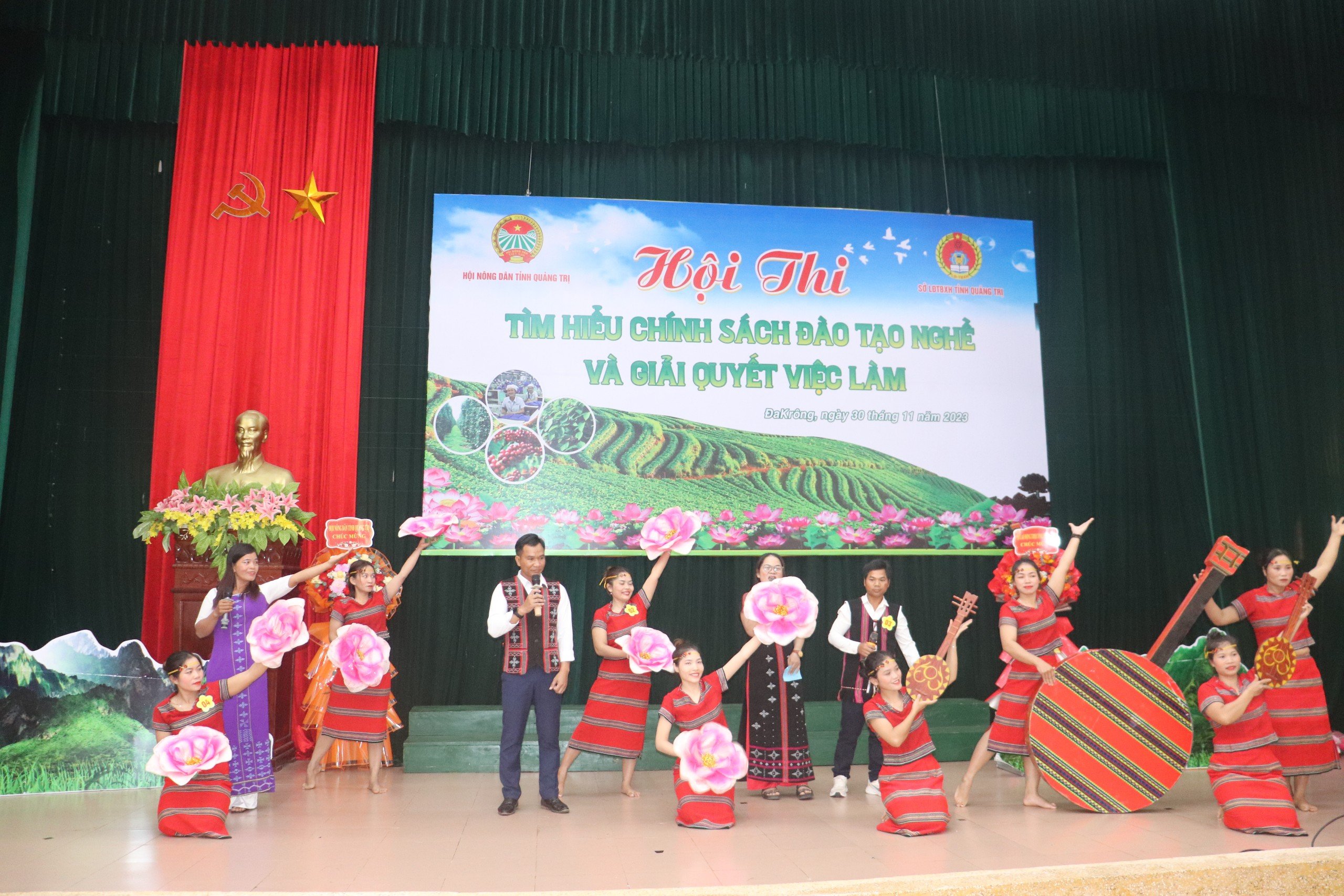 Hội thi Tìm hiểu chính sách đào tạo nghề và giải quyết việc làm cho lao động nông thôn