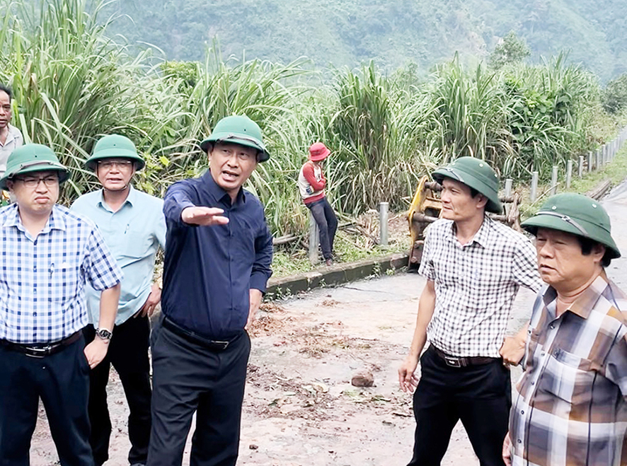 Chú trọng đầu tư kết cấu hạ tầng giao thông đồng bộ, hiện đại