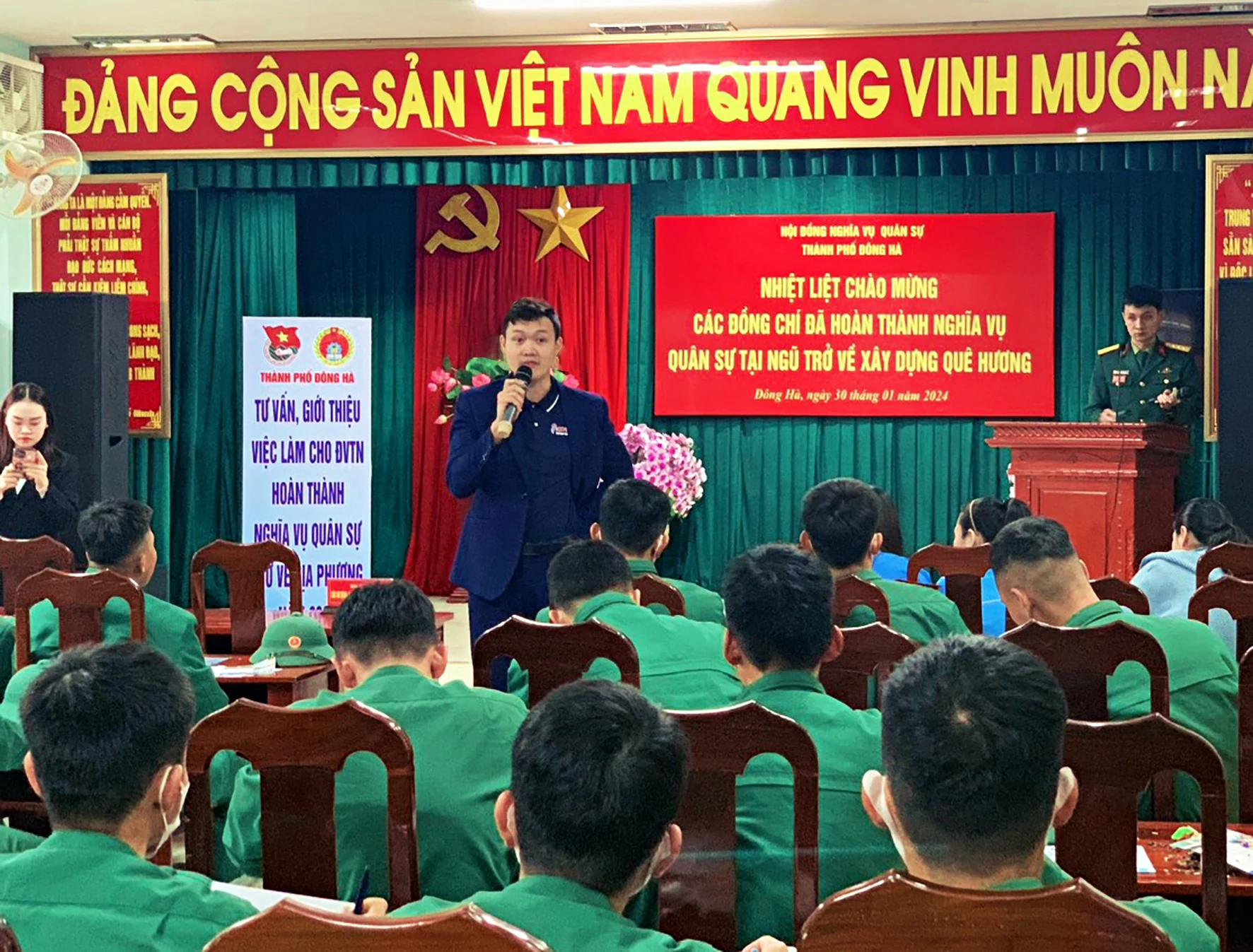 Đồng hành với thanh niên xuất ngũ