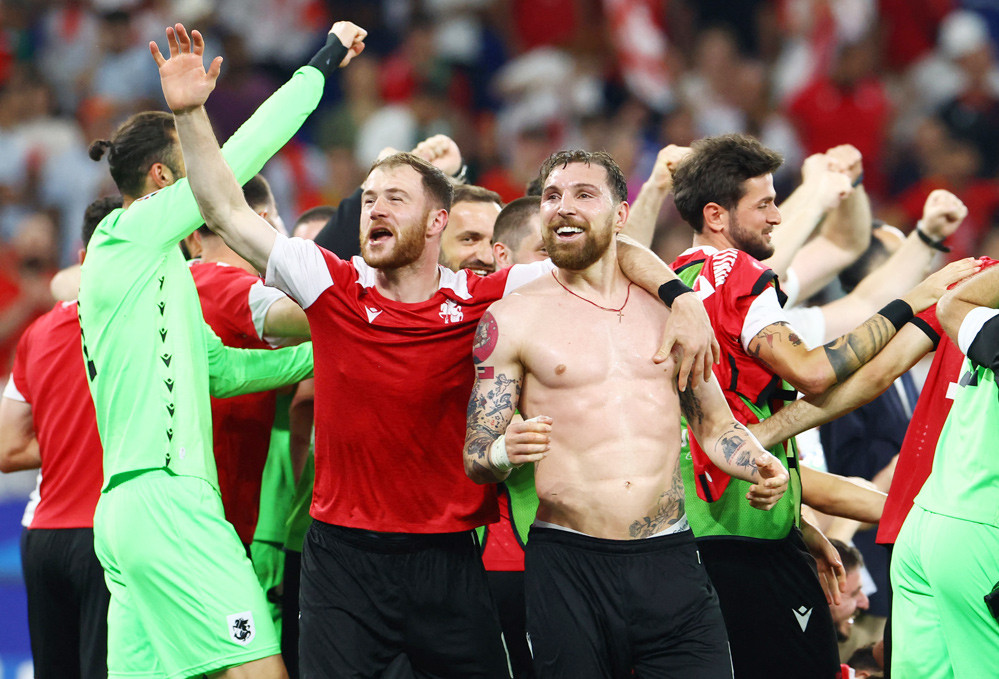 Xác định 8 cặp đấu vòng knock-out EURO 2024