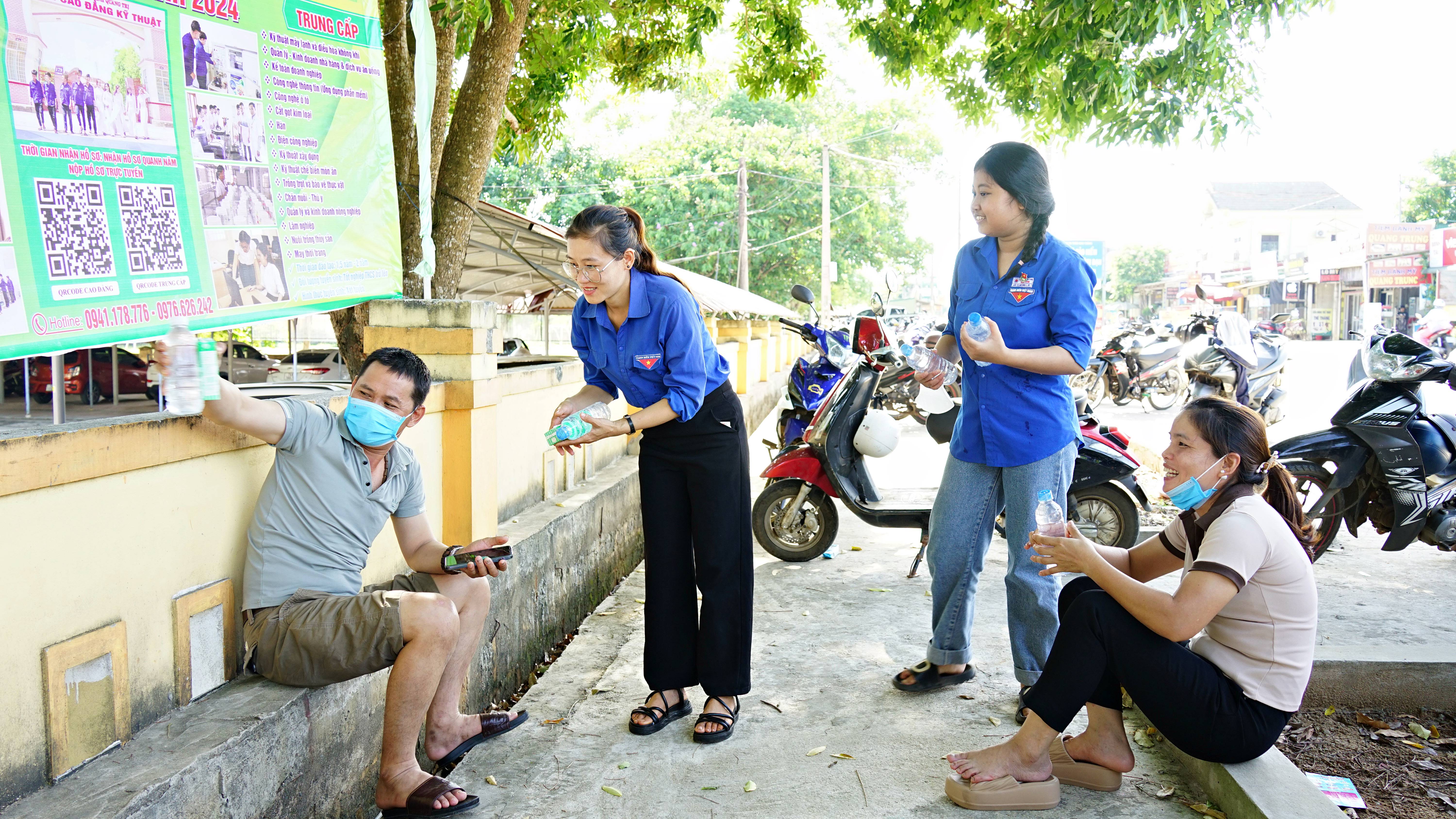 Vĩnh Linh: Thí sinh hào hứng bước vào ngày thi thứ 2