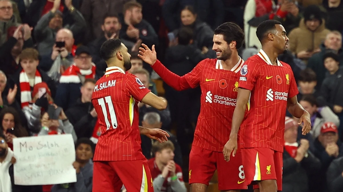 Kết quả vòng 11 Ngoại hạng Anh: Salah giúp Liverpool hạ gục Aston Villa