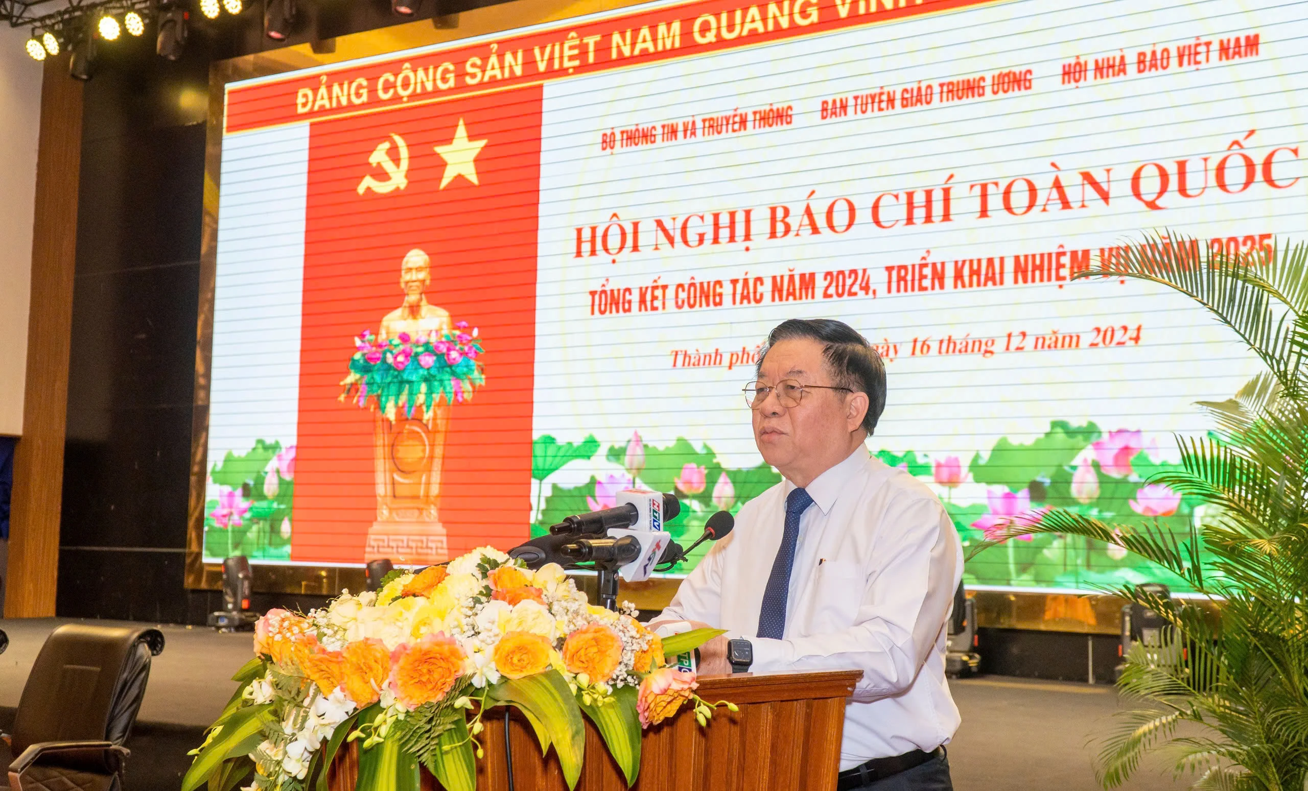 Báo chí góp phần đưa đất nước bước vào kỷ nguyên phát triển mới