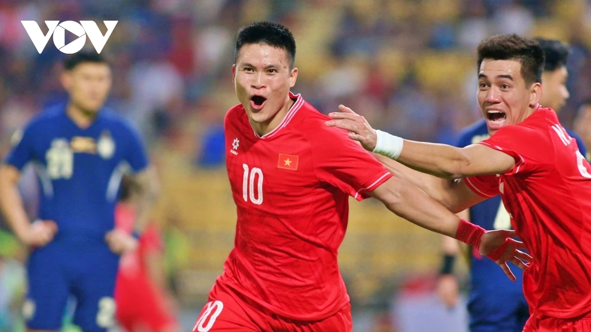 ĐT Việt Nam vô địch ASEAN Cup 2024: Ngạo nghễ vươn mình trên đất Thái