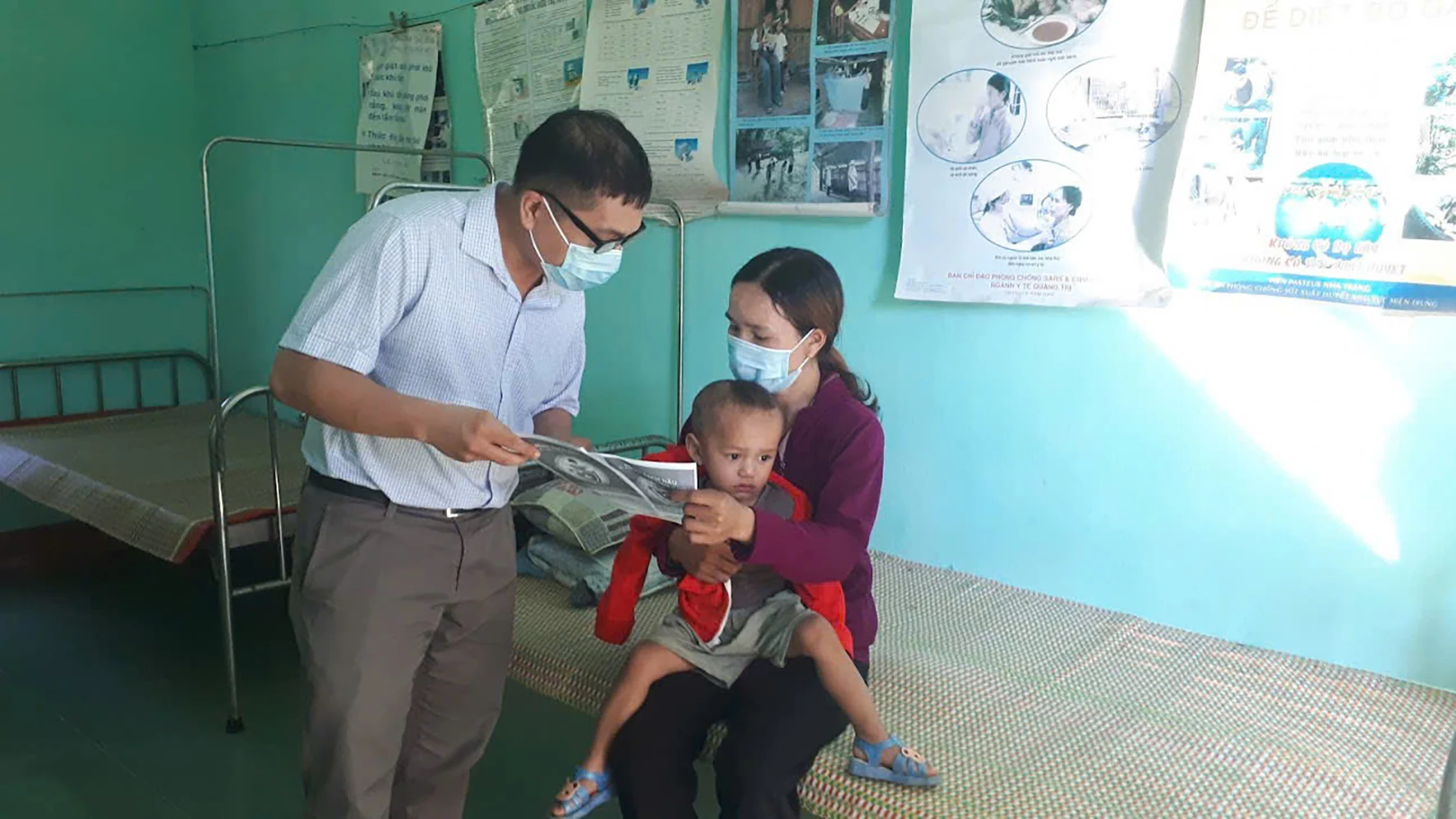Chủ động thực hiện tiêu chí về y tế trong xây dựng nông thôn mới