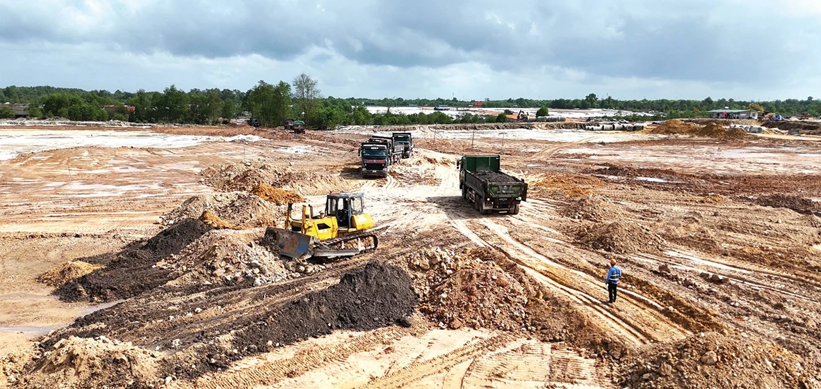 Tập trung tháo gỡ khó khăn, đẩy nhanh tiến độ thi công các công trình, dự án trọng điểm 