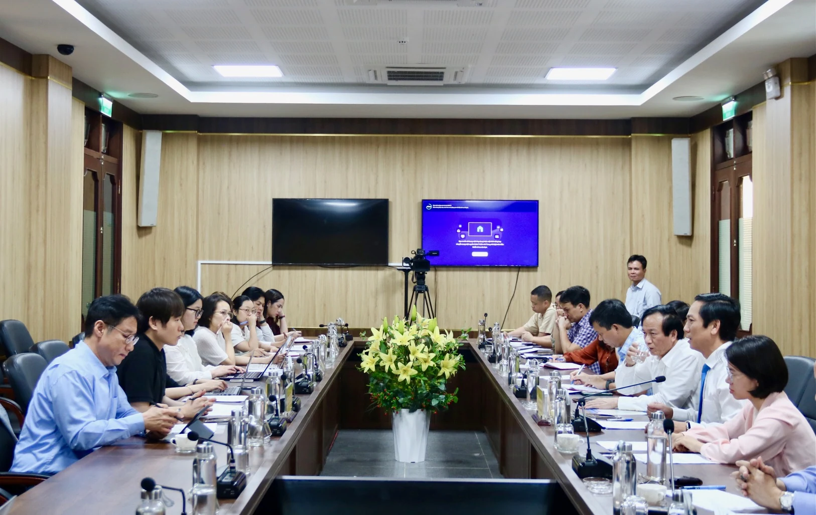 UBND tỉnh Quảng Trị làm việc với KOICA về tiến độ dự án “Trung tâm Bảo trợ xã hội và Phục hồi chức năng dành cho người khuyết tật tỉnh Quảng Trị”