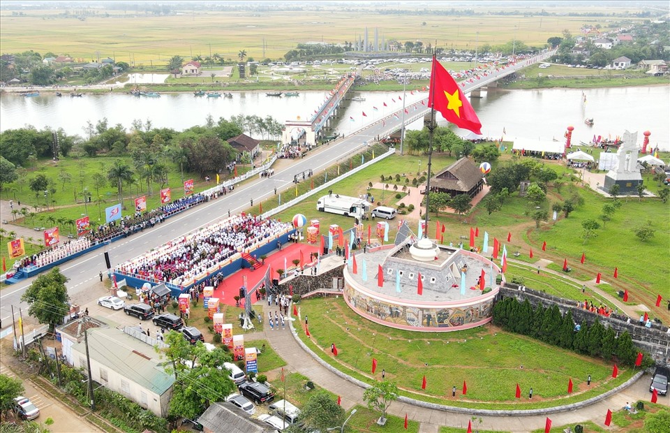 Nghiên cứu, biên soạn công trình “Từ điển quân sự tỉnh Quảng Trị”