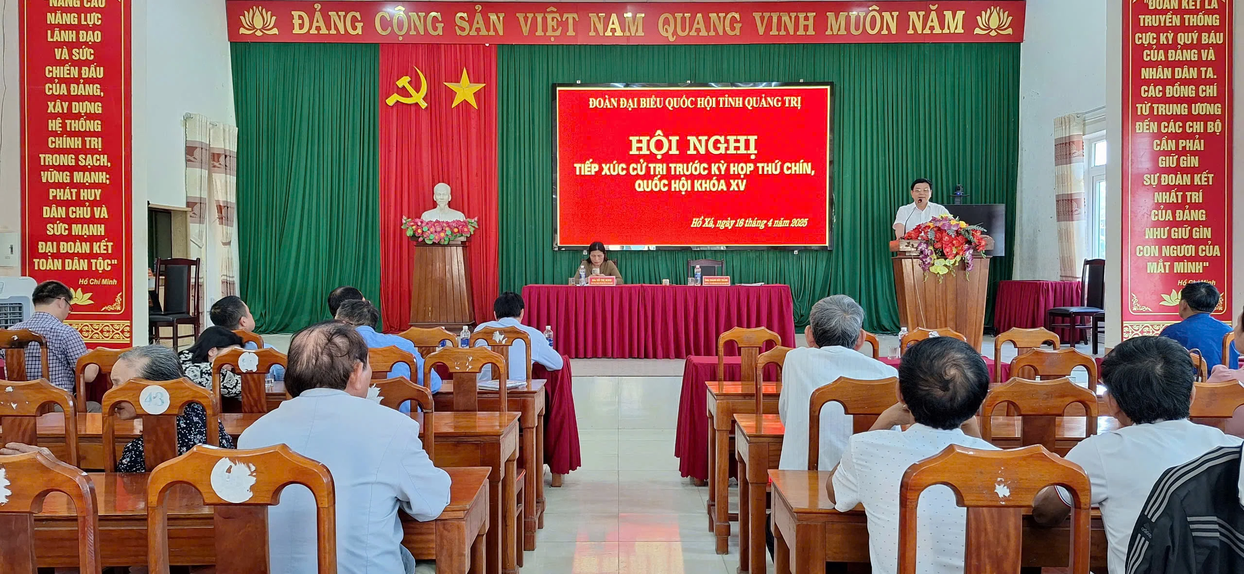 Cử tri hoan nghênh cuộc cách mạng sắp xếp, tinh gọn bộ máy
