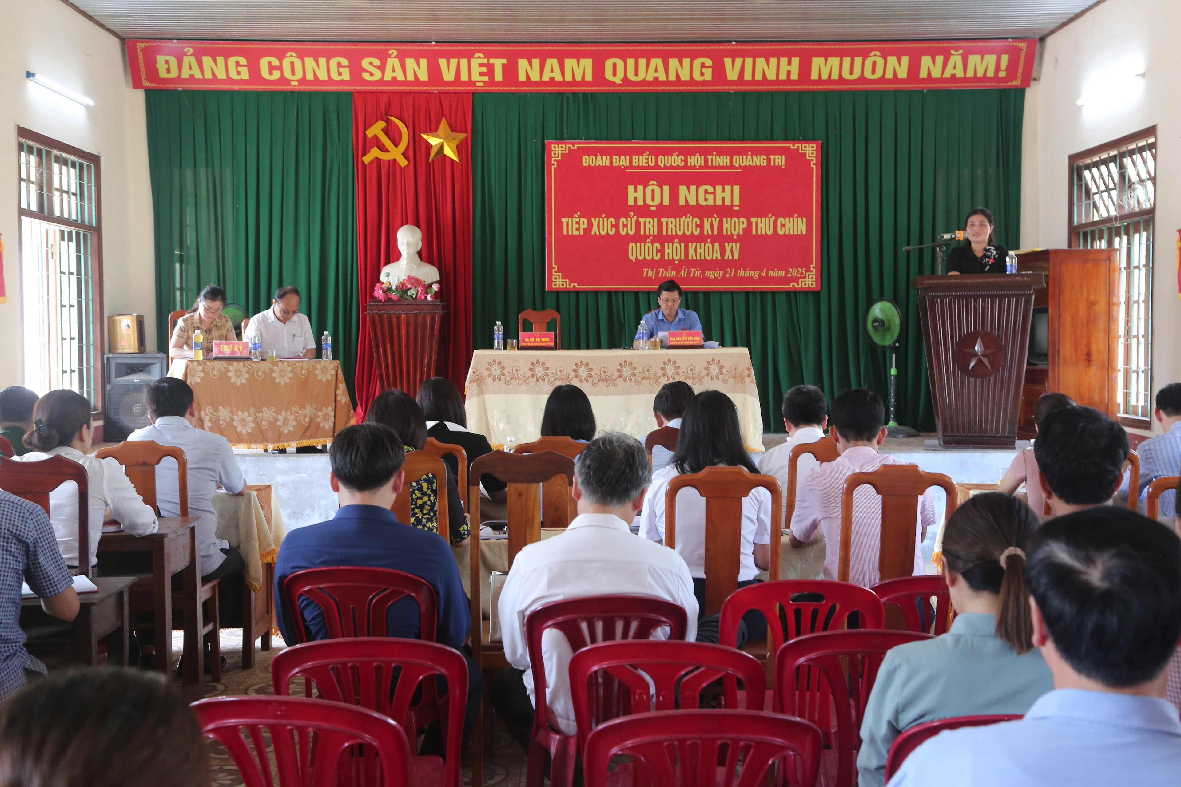 Cử tri mong muốn chính quyền xã mới phải thực sự gần dân