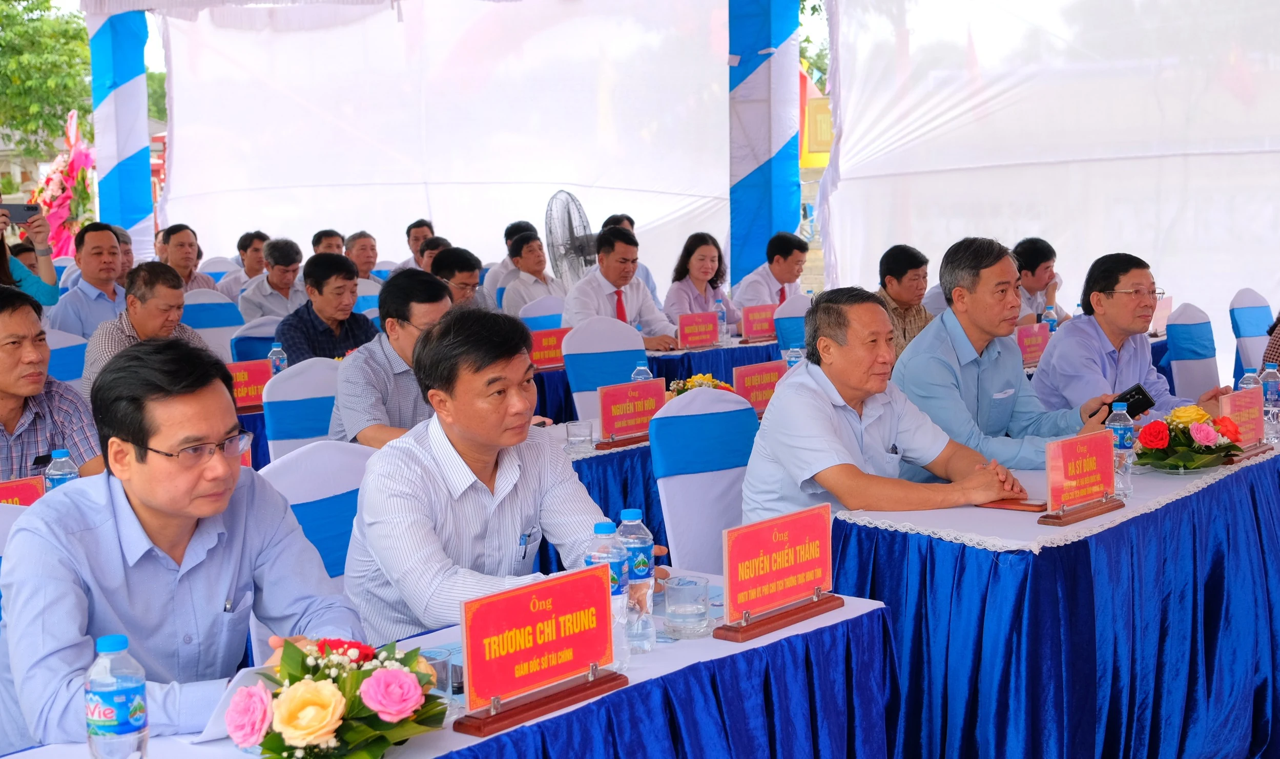 Khởi công dự án đầu tư xây dựng tuyến ống cấp nước sạch cho 8 xã phía Đông Bắc huyện Triệu Phong