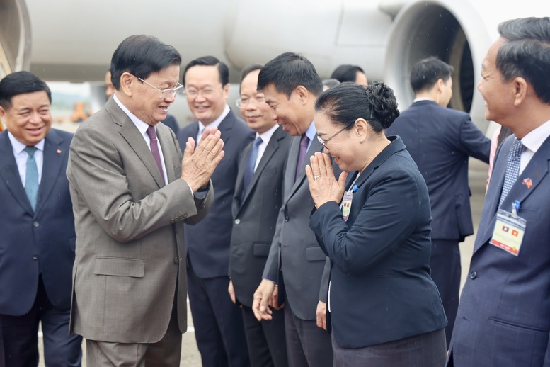 Tổng Bí thư, Chủ tịch nước Lào đến Việt Nam dự Lễ kỷ niệm 30/4