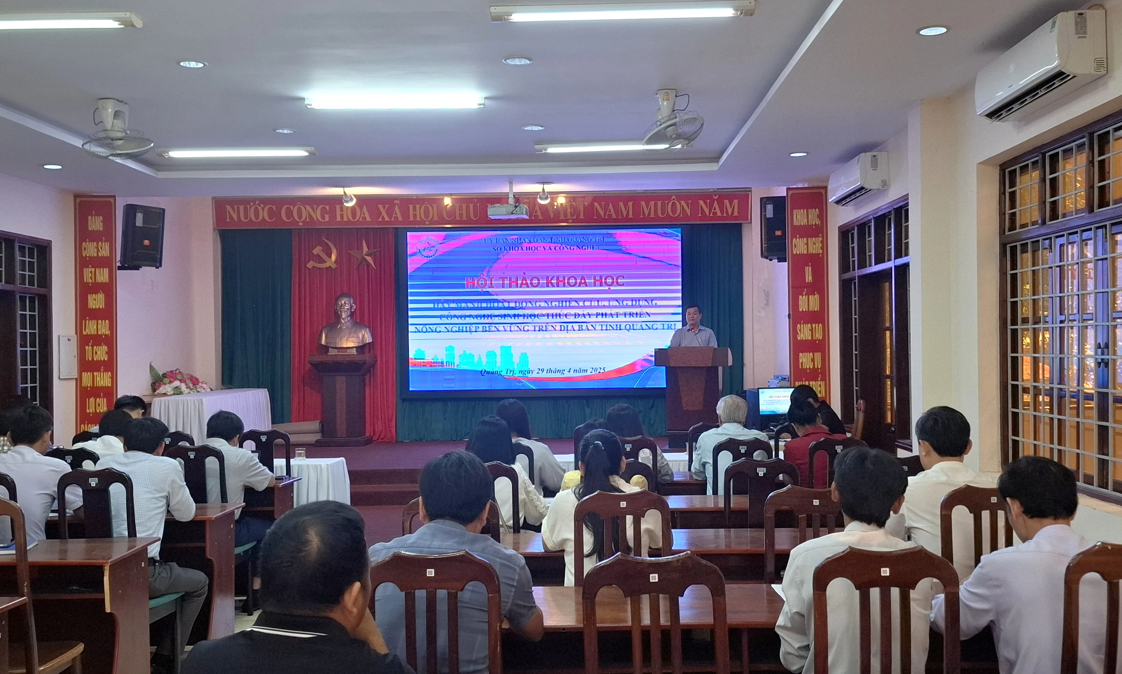 Đẩy mạnh hoạt động nghiên cứu, ứng dụng CNSH thúc đẩy phát triển nông nghiệp bền vững