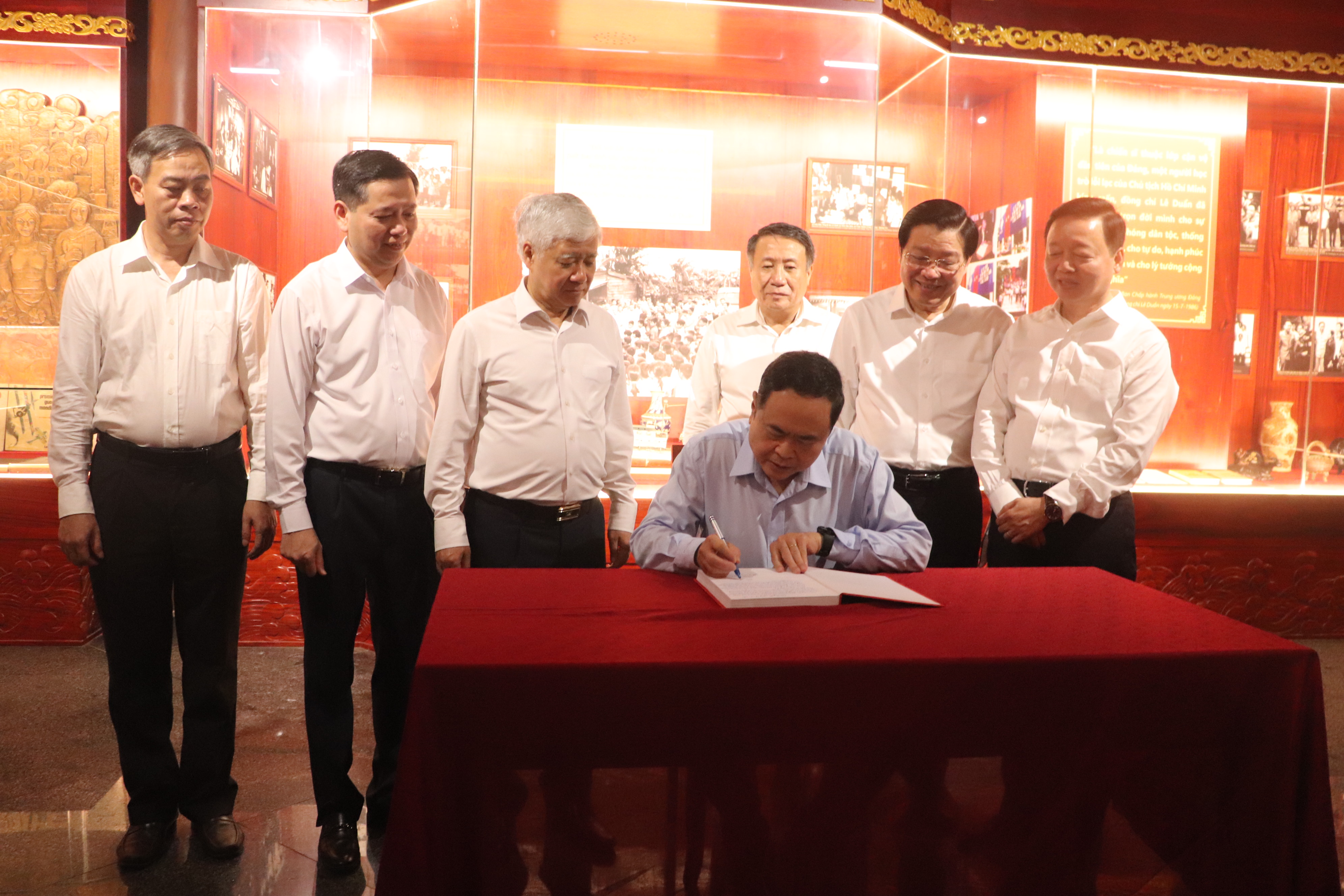Khánh thành công trình Bảo tồn, tôn tạo Khu lưu niệm Tổng Bí thư Lê Duẩn
