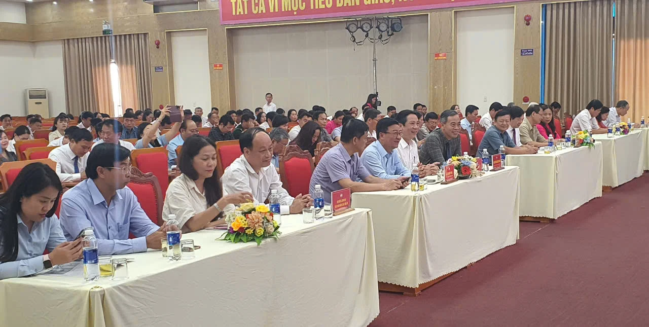 Biểu dương cán bộ mặt trận, trưởng ban công tác mặt trận tiêu biểu giai đoạn 2020-2025