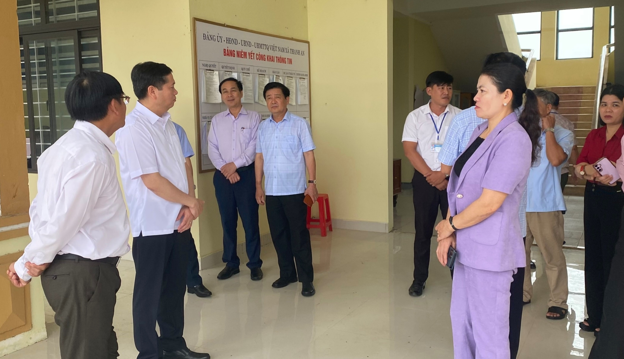 Bí thư Tỉnh ủy Nguyễn Long Hải kiểm tra việc chuẩn bị điều kiện thành lập xã mới ở huyện Cam Lộ